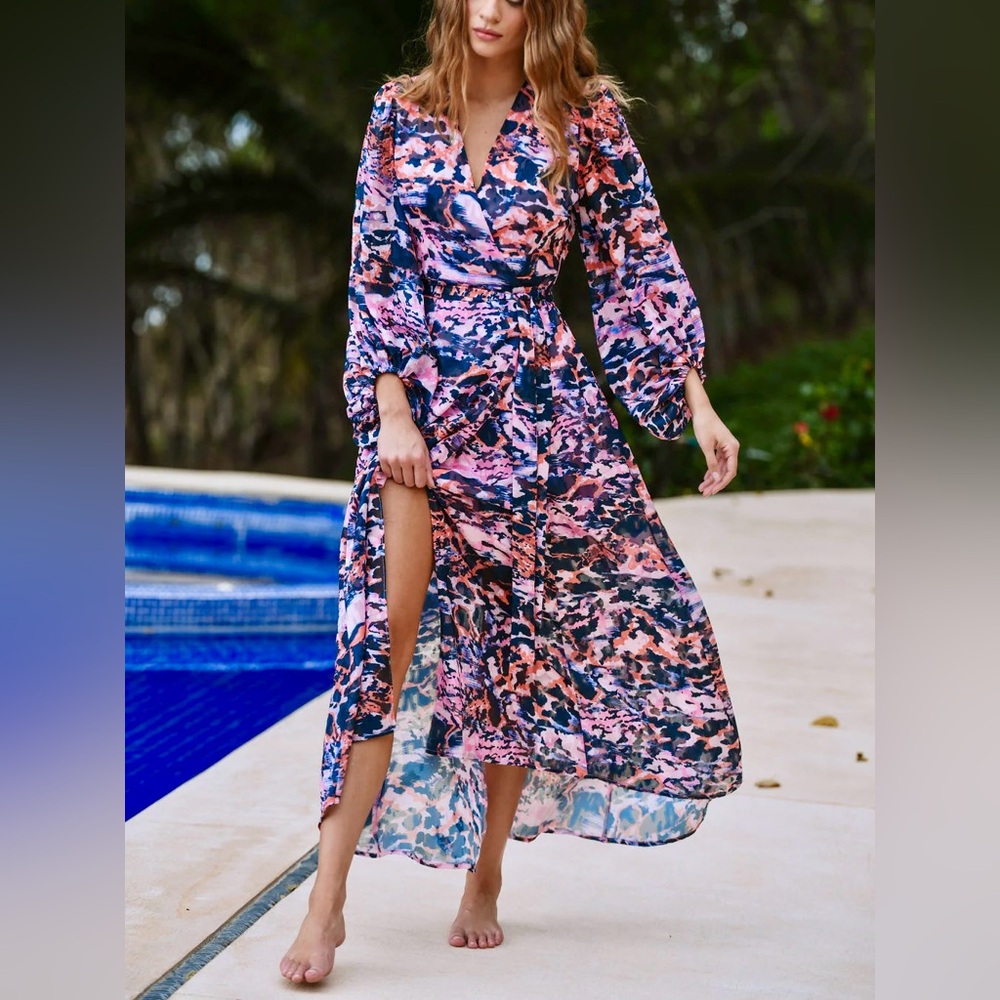 Hutch Lindie Full Sleeve Maxi Wrap Dress - Picture 3 of 9